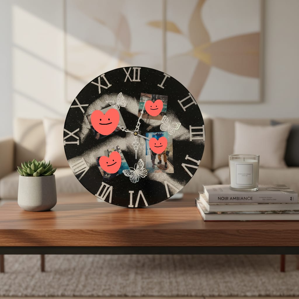 🕐 שעון קיר אמנותי — אמנות שגם מודדת זמן.